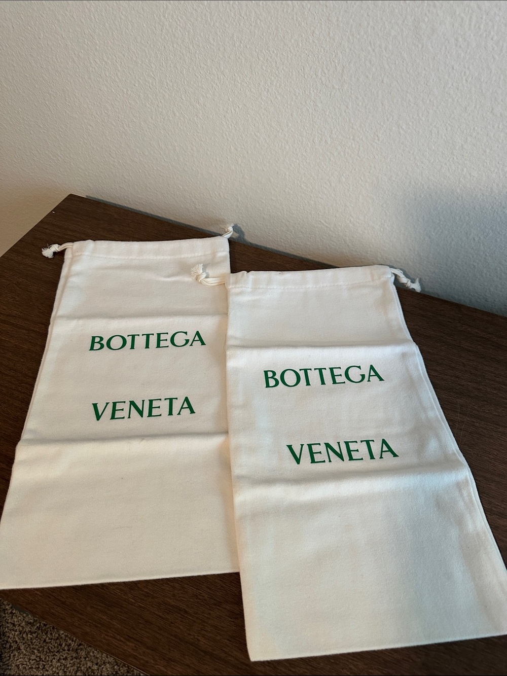 Bottega Veneta White Drawstring Dust Bags with Green Logo